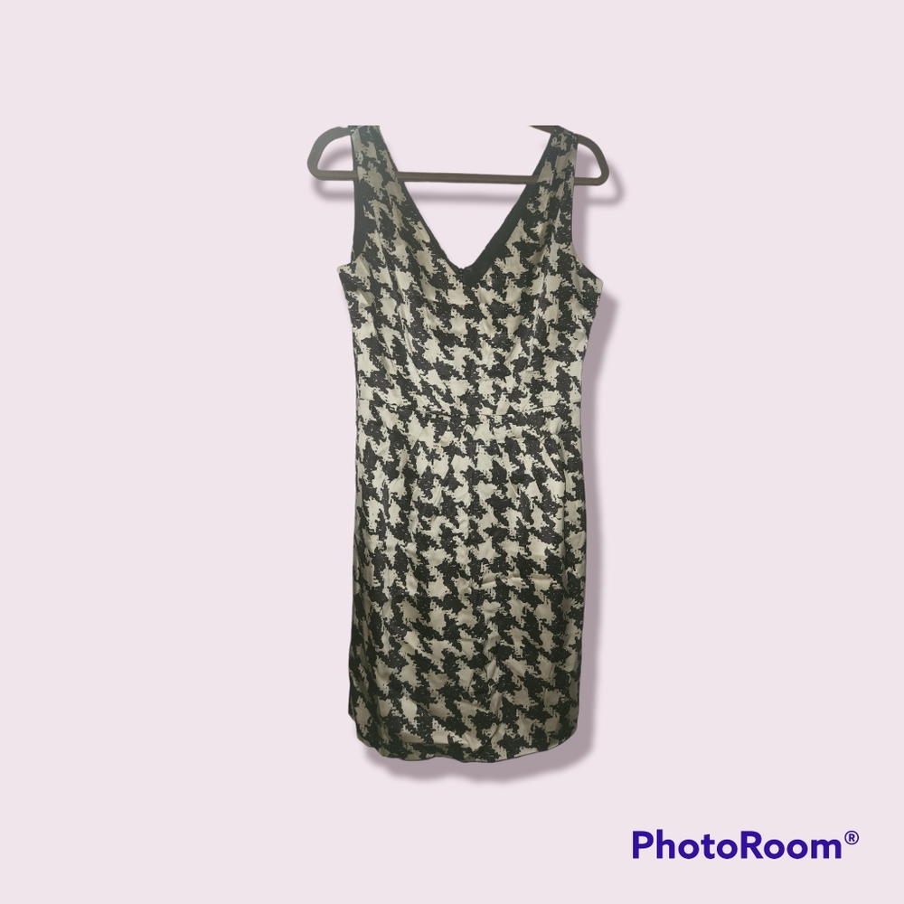 Black and white print dress
